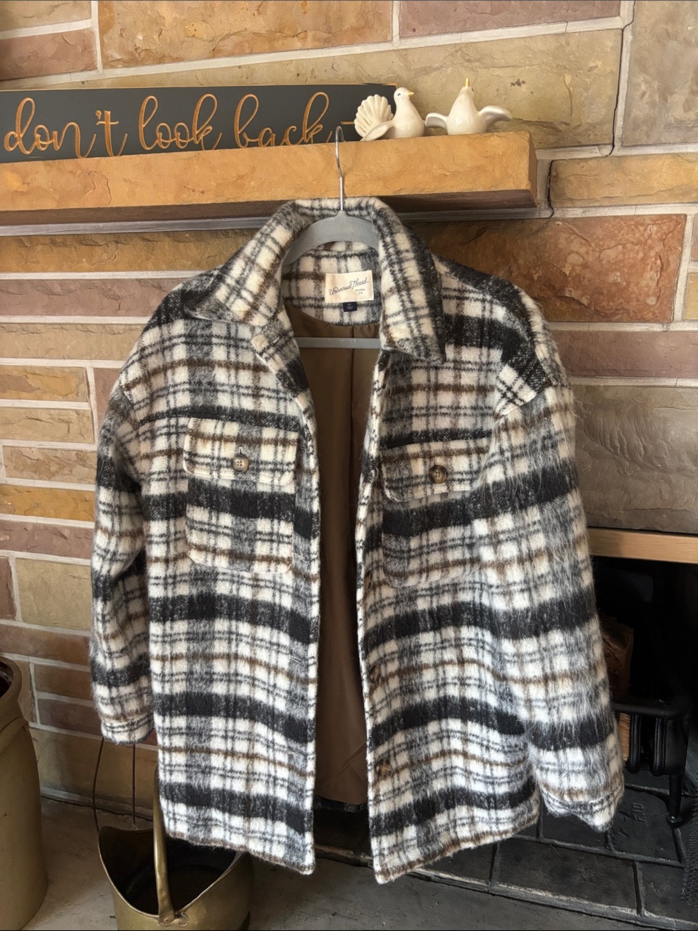 Universal Thread Plaid Teddy Jacket - Black, Cream & Brown size XS NWOT.